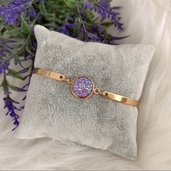 NWT Dainty Gold Plated Bracelet with Druzy Center - Picture 5 of 7